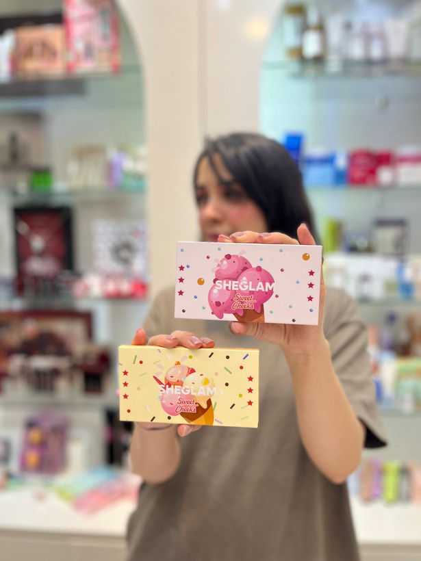 رژگونه سهرنگ شیگلم مدل Enamored | Sweet Cheeks Blush Trio